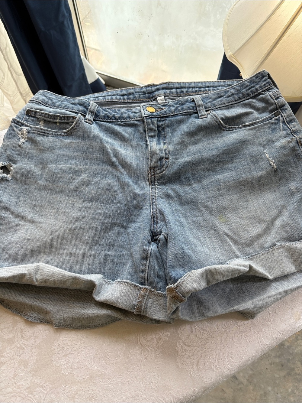Jennifer Lopez Light Blue Denim Rolled-Hem Shorts